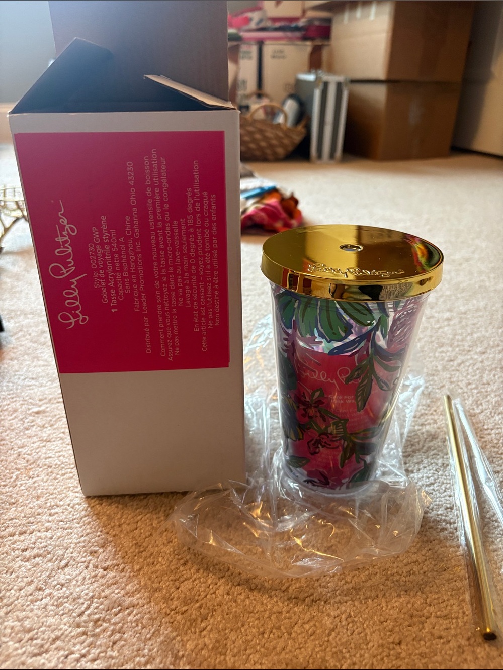 Lilly Pulitzer Tumbler NIB 16 ounce. Perfect for giftgiving!